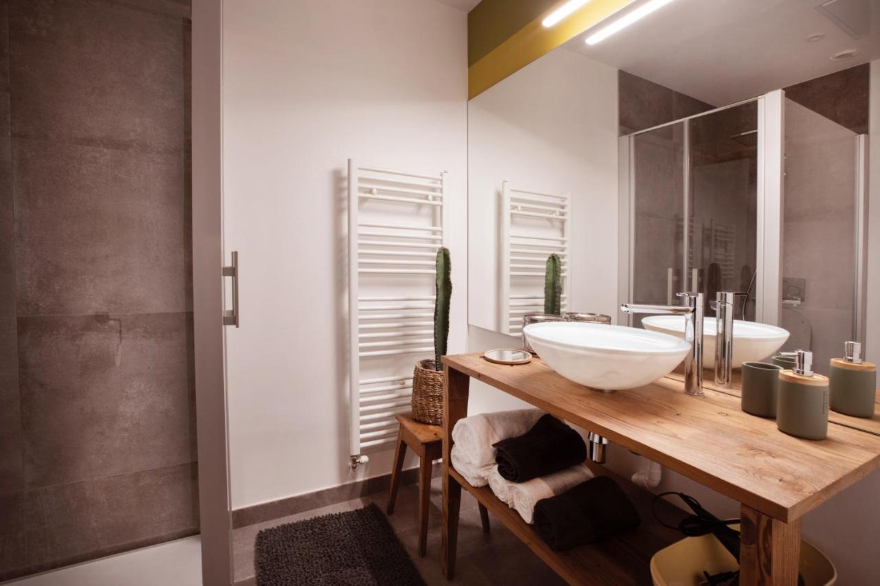 Appartement Avec Sauna Au Pied De La Citadelle Besançon Exteriör bild