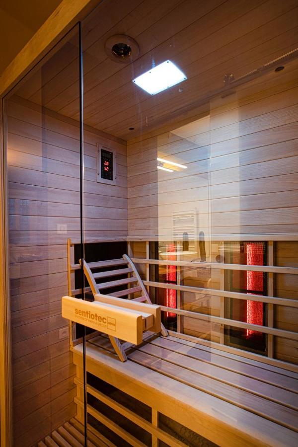 Appartement Avec Sauna Au Pied De La Citadelle Besançon Exteriör bild